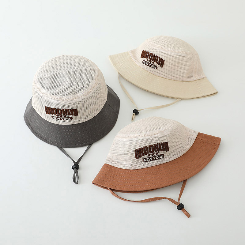 Cappello da Sole per Bambini c - Summer Clothing Capsule recensione e prezzo