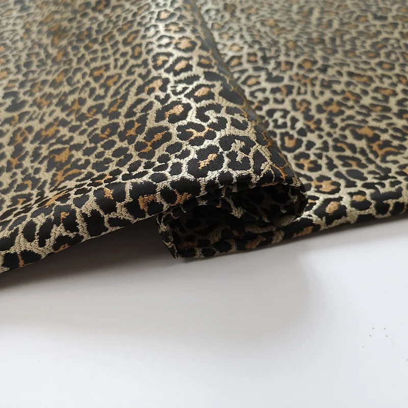 Tessuto jacquard broccato tint - Summer Clothing Material recensione e prezzo