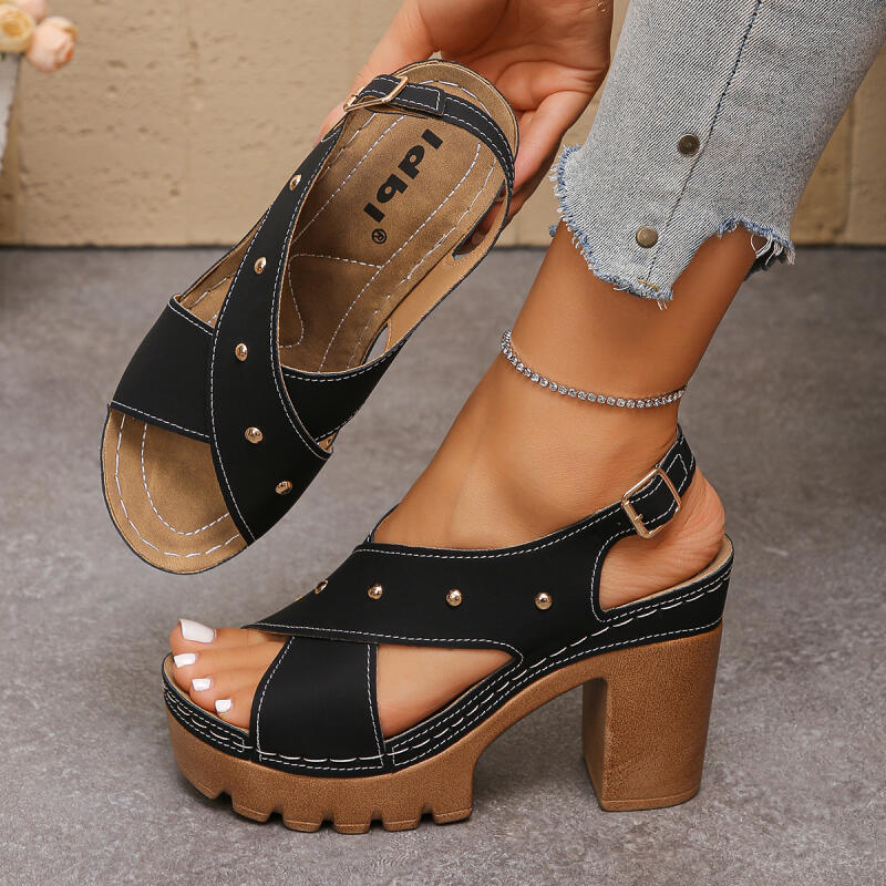 Sandali gladiatore con cinturi - Summer Clothing Sale recensione e prezzo